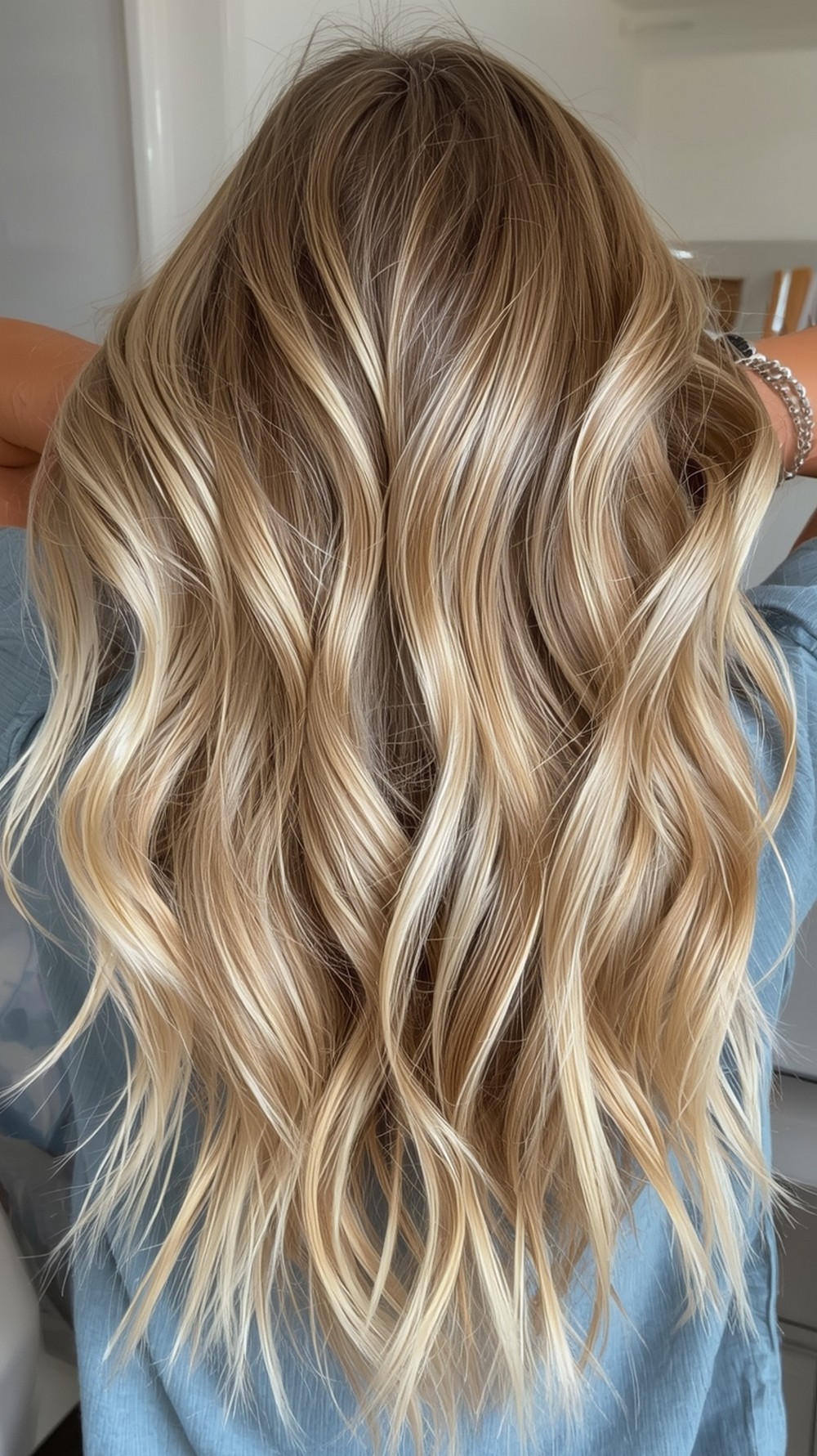 Heatless Overnight Tousled Beach Waves with Soft Glow
