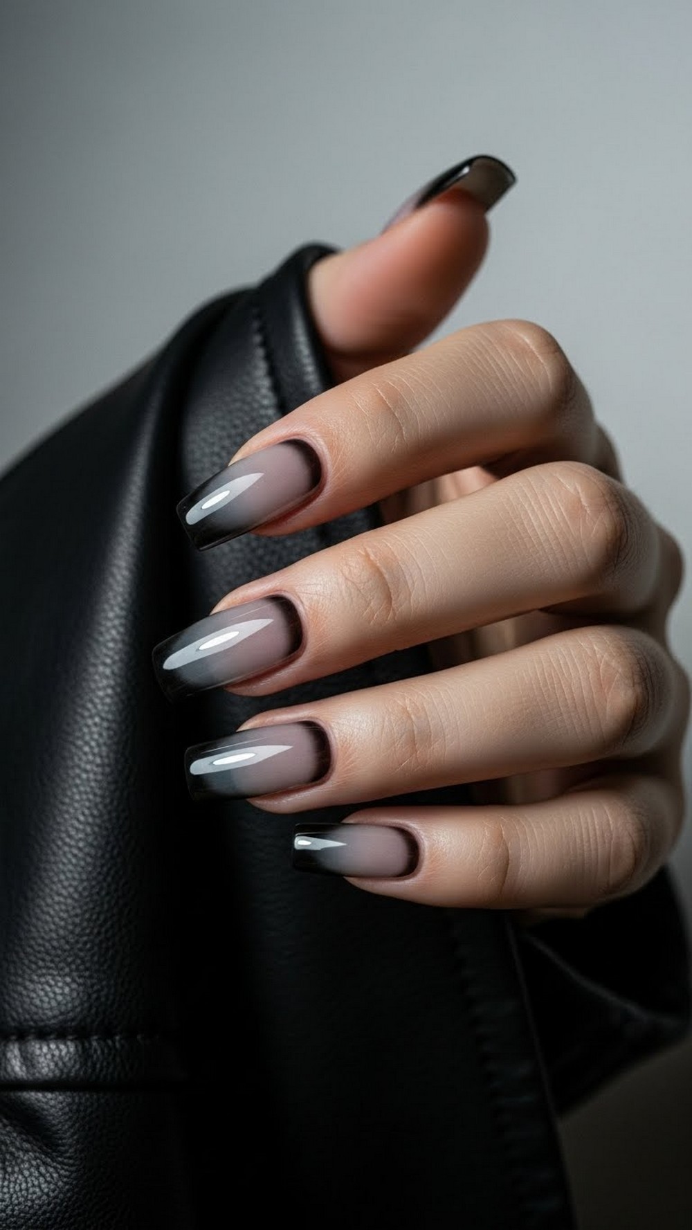 Black Aura Chrome Edges